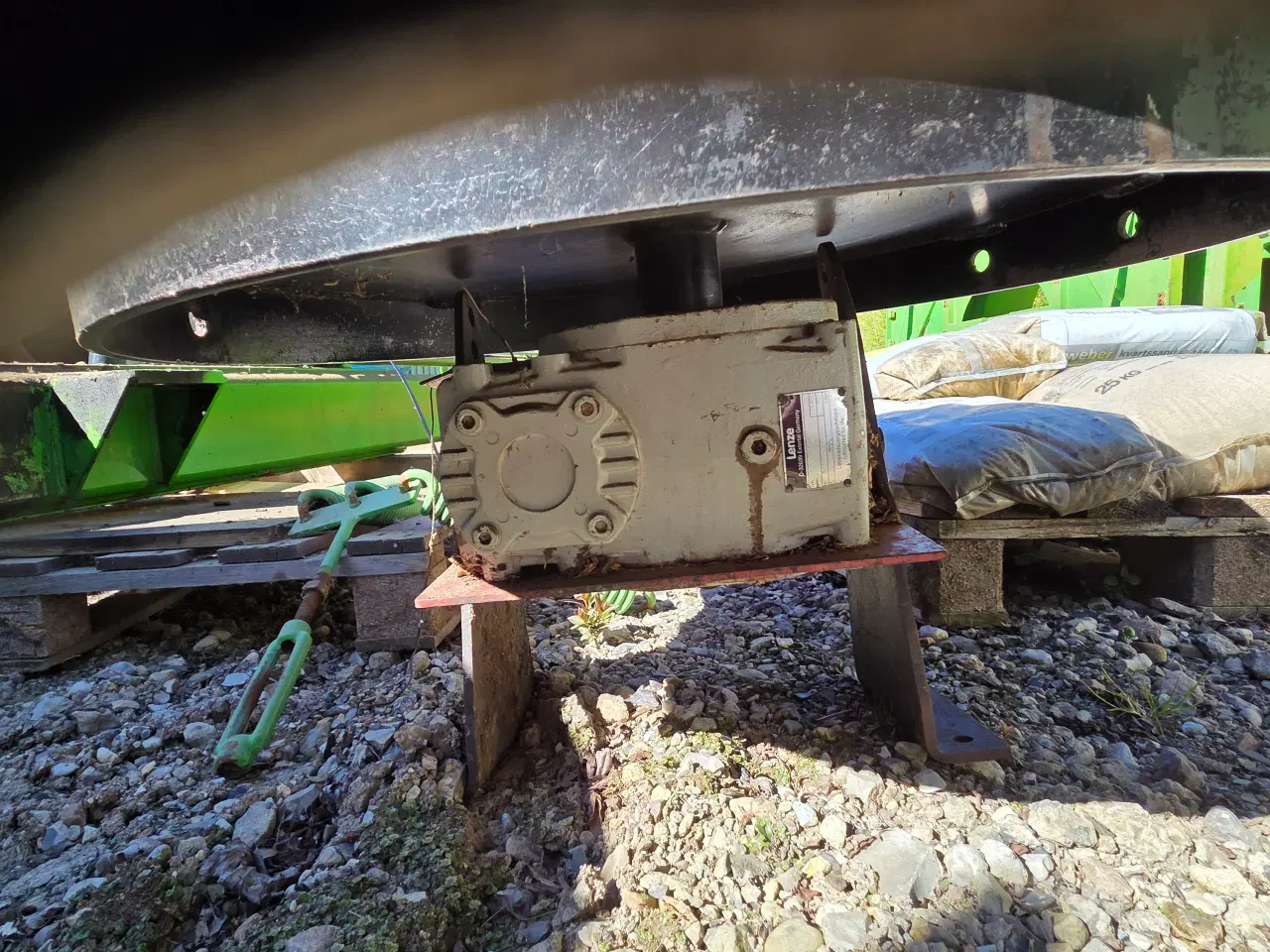 Billede 4 - Flis udmader af den rigtige slags flisfyringsanlæg