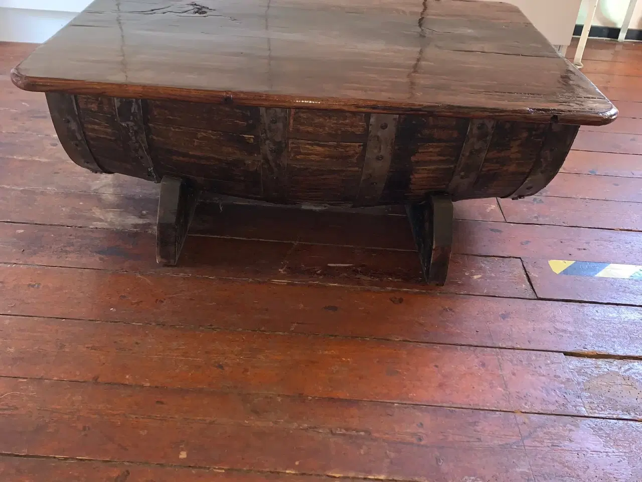 Billede 3 - Sofabord, lavet af ægte Whiskytønde fra Skotland