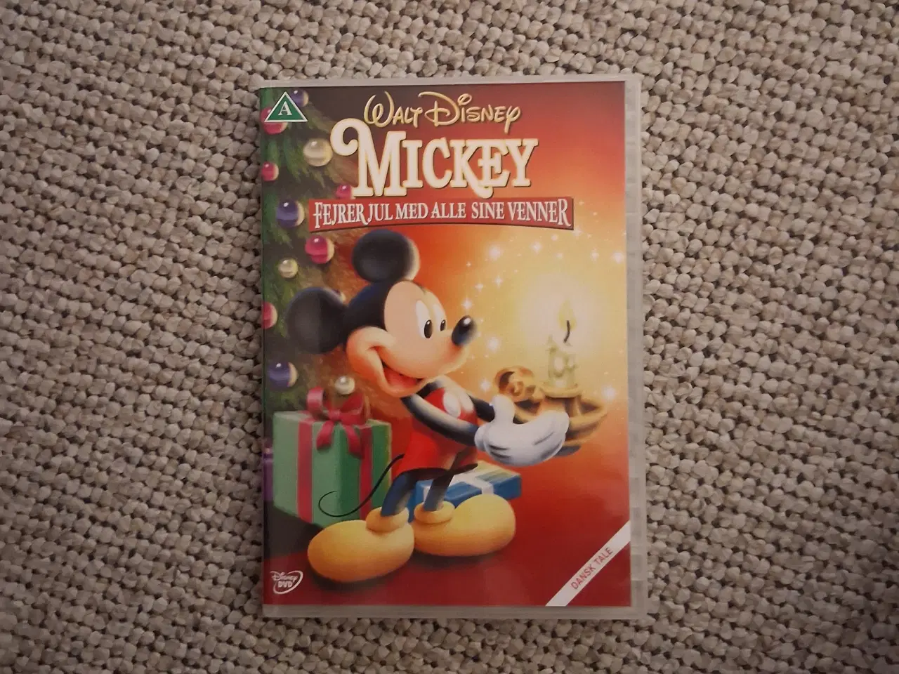Billede 1 - Mickey fejrer jul med sine venner 