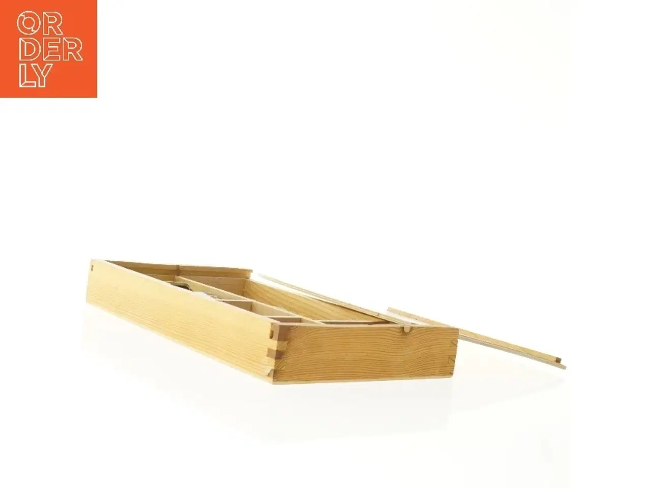 Billede 6 - Vintage påklædningsdukke med tøj og tilbehør (str. 29 x 18 cm)