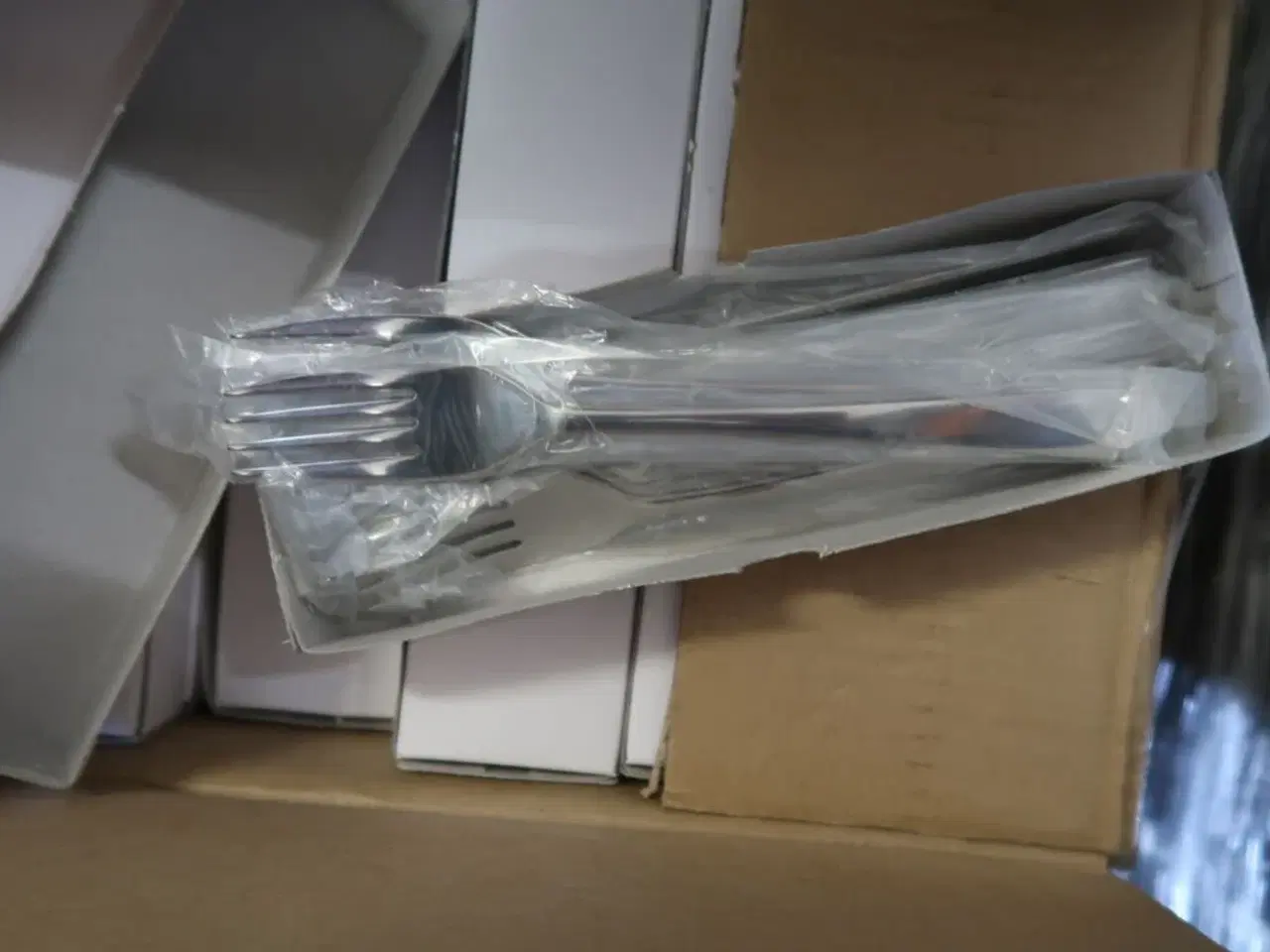 Billede 1 - 3 kasser (300 pr. stk.) Dessert/frokost gaffel  COSMOS 336008