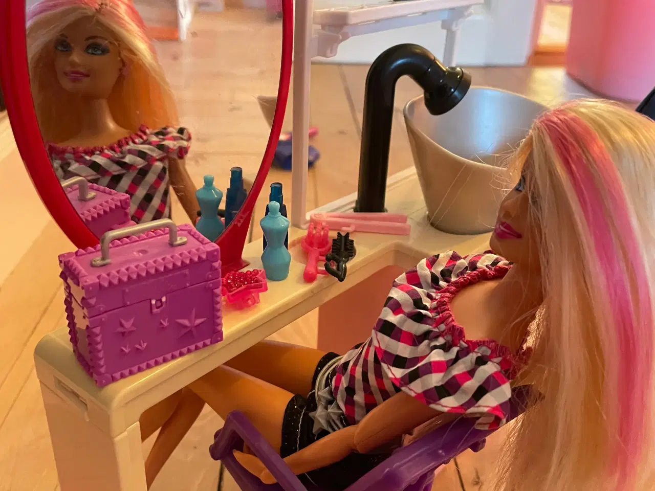 Billede 5 - Kæmpe Barbie samling