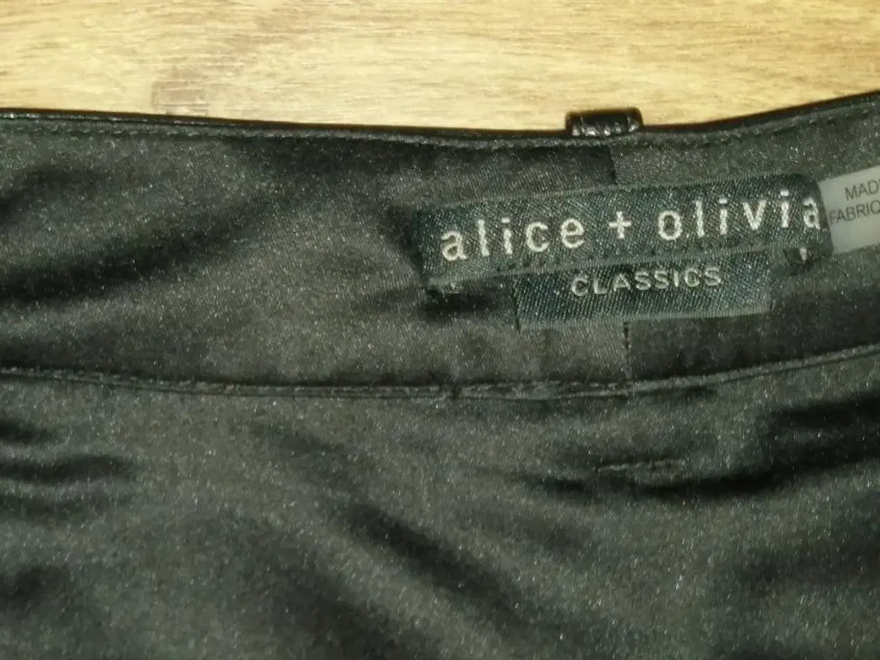 Billede 4 - ALICE + OLIVIA LAMMESKINDS SHORTS, STR. 38, SOM NY
