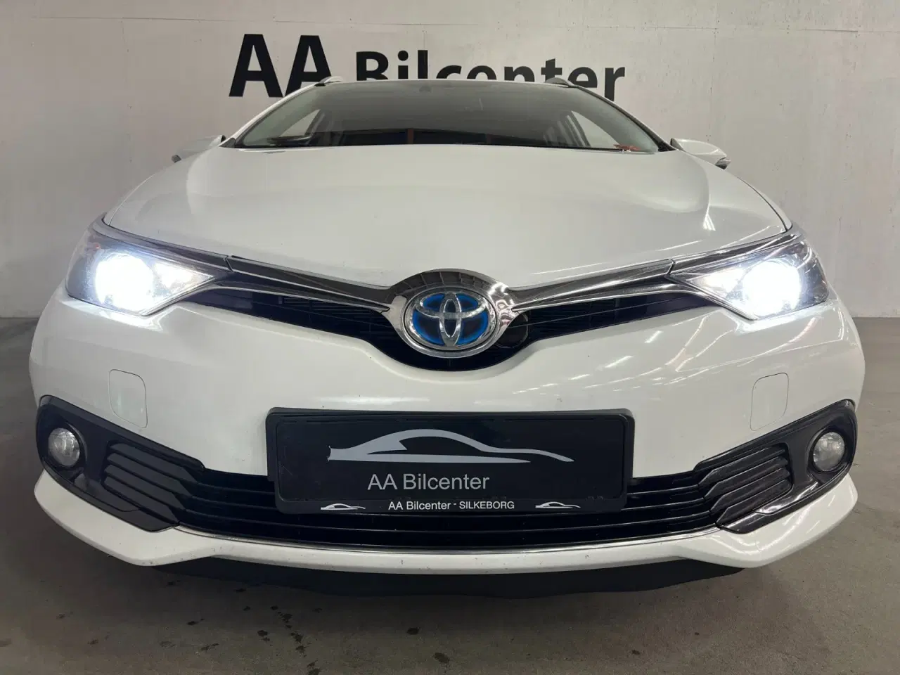 Billede 2 - Toyota Auris 1,8 Hybrid H2 Comfort Touring Sports CVT