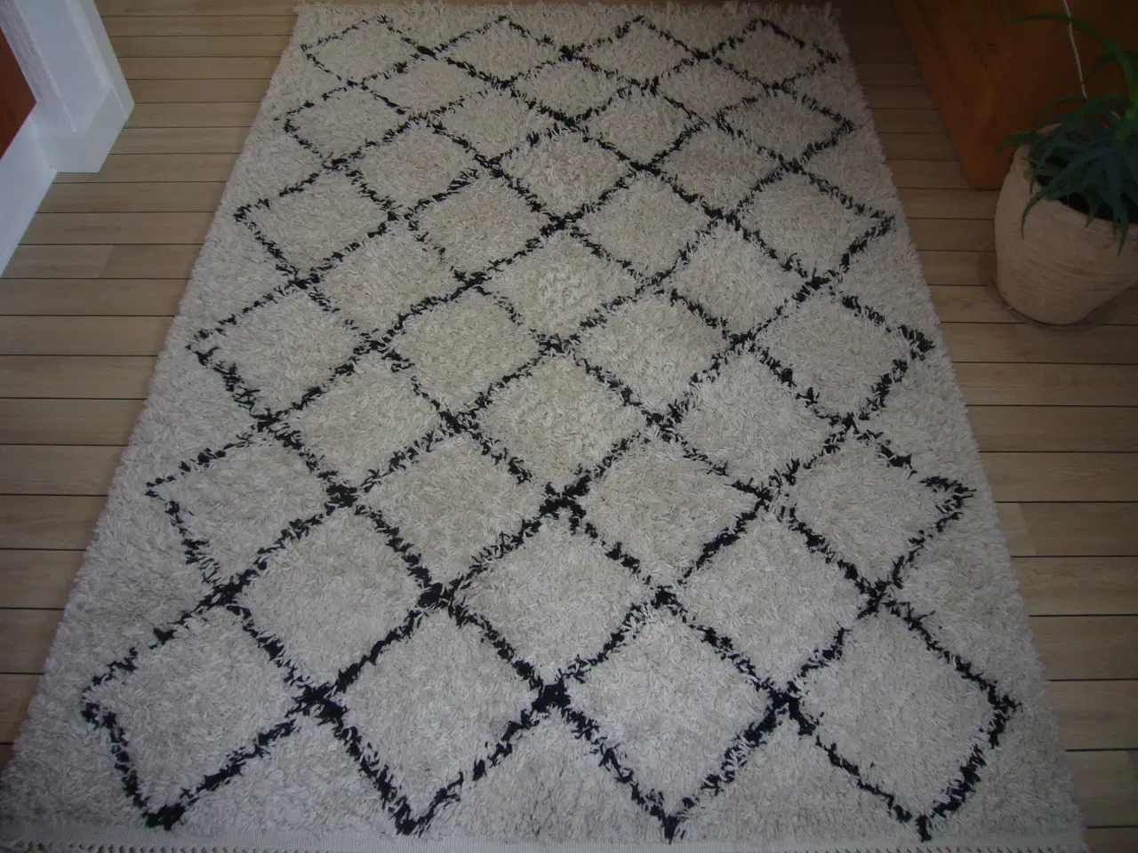 Billede 1 - Fint moderne tæppe