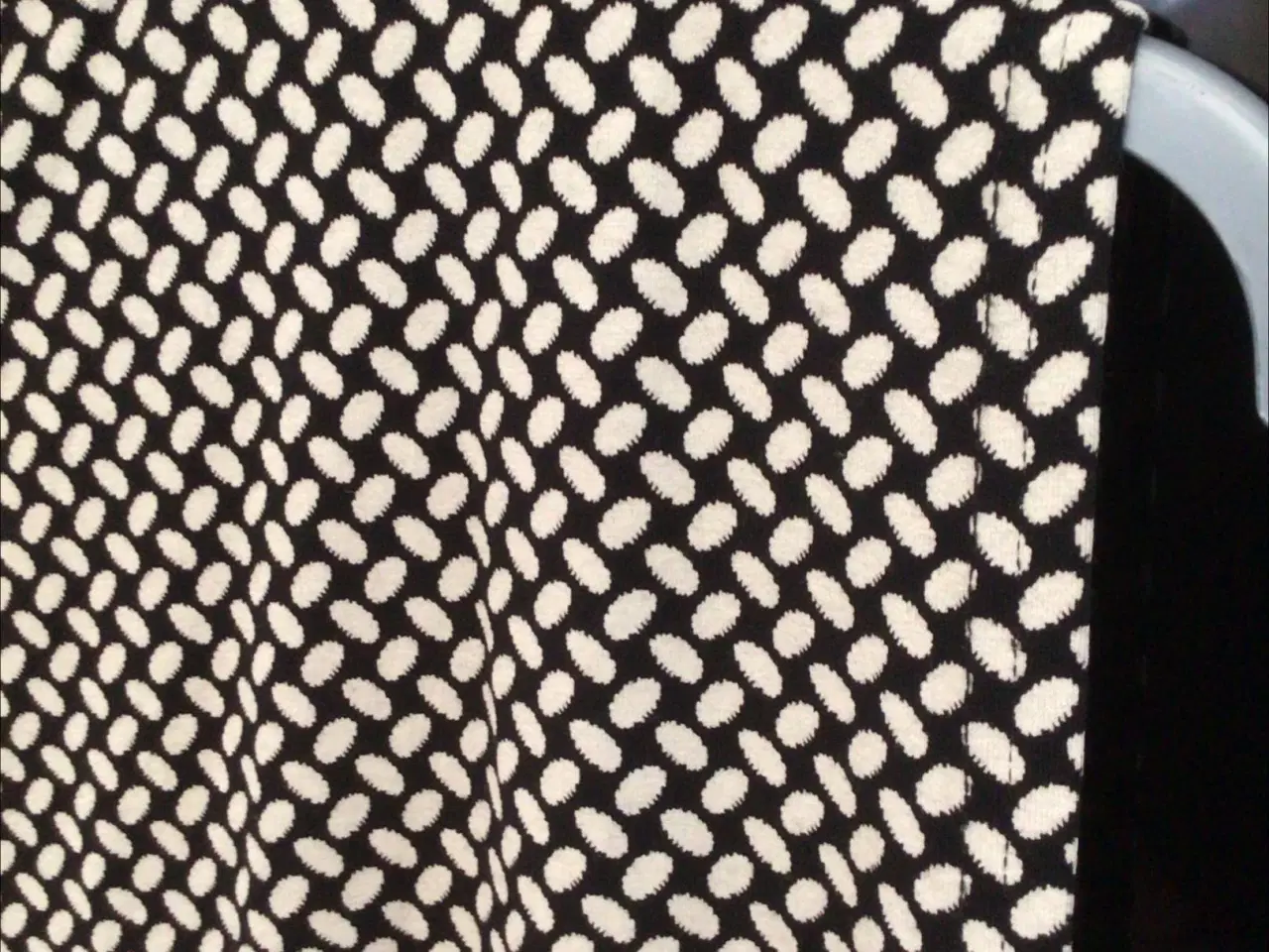 Billede 3 - Top med høj hals. Str.L