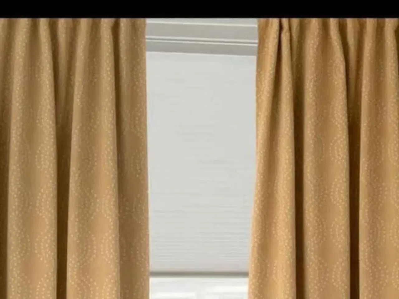 Billede 10 - Et sæt Praktrøllika mørklægningsgardiner fra Ikea 