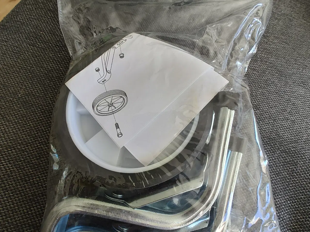 Billede 2 - Inwear støttehjul 10/12