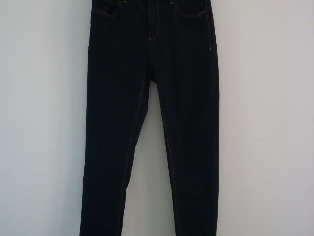 Billede 1 - Jeans - Str. 36 / Small