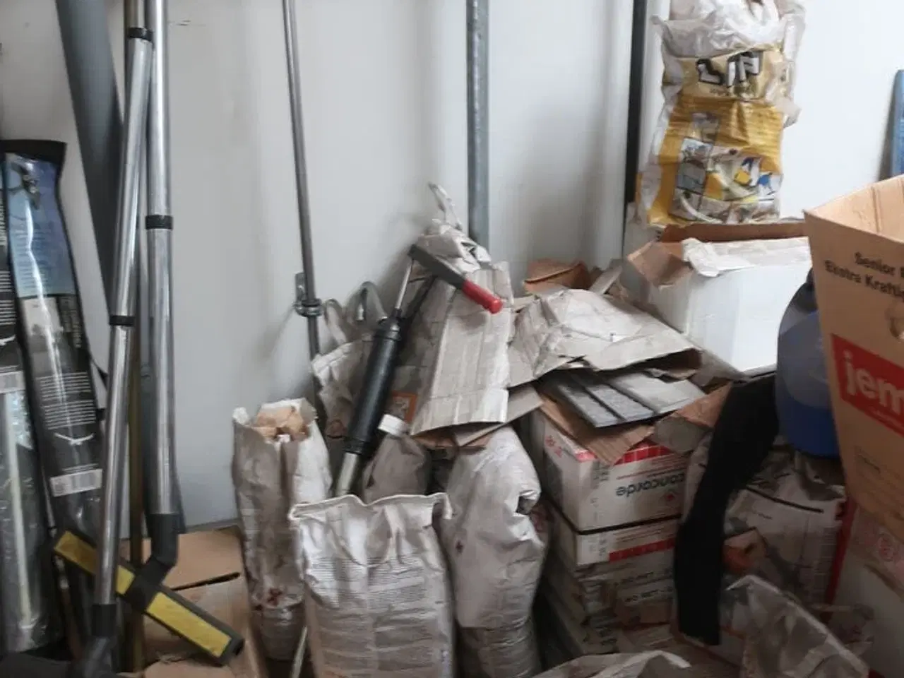 Billede 6 - Diverse forbrugsmaterialer, værktøj, biludstyr m.v.