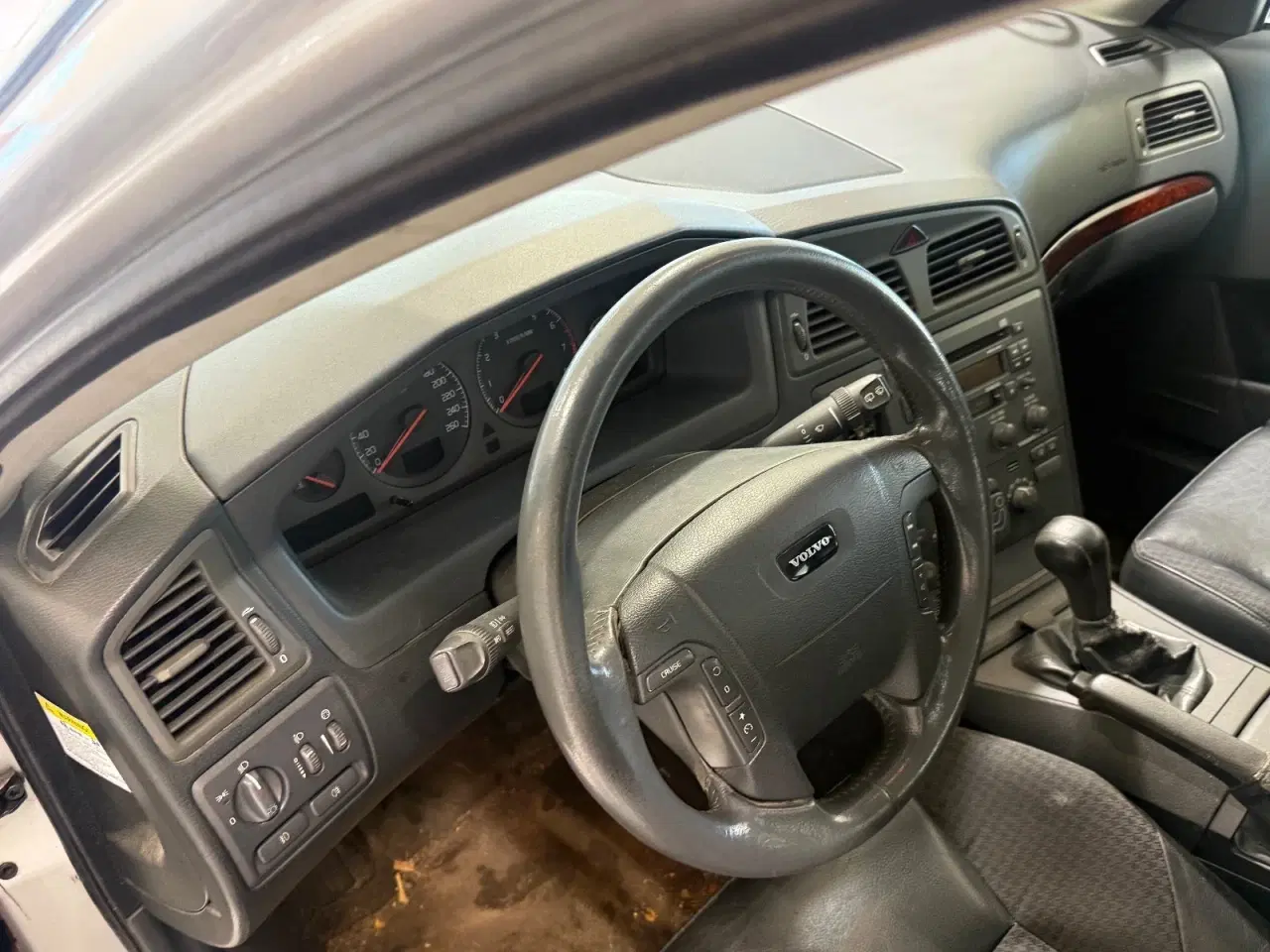 Billede 11 - Volvo V70 2,4 140