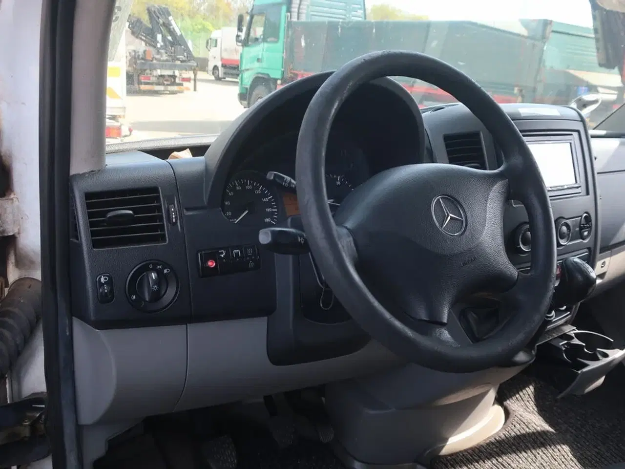 Billede 26 - Varebil MERCEDES Sprinter 318 CDI
