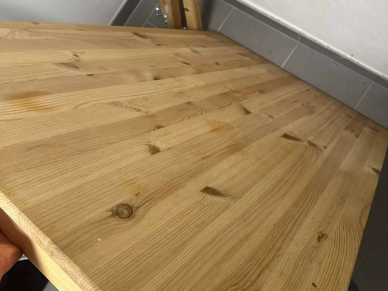 Billede 1 - Gratis spisebord i fyr fra IKEA