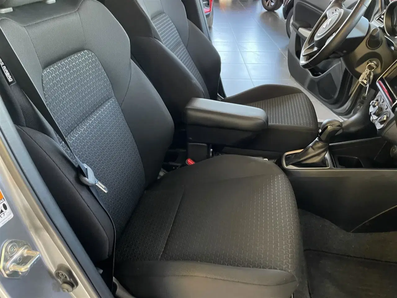 Billede 7 - Suzuki Swift 1,2 Dualjet  Mild hybrid Action AEB CVT 83HK 5d Trinl. Gear