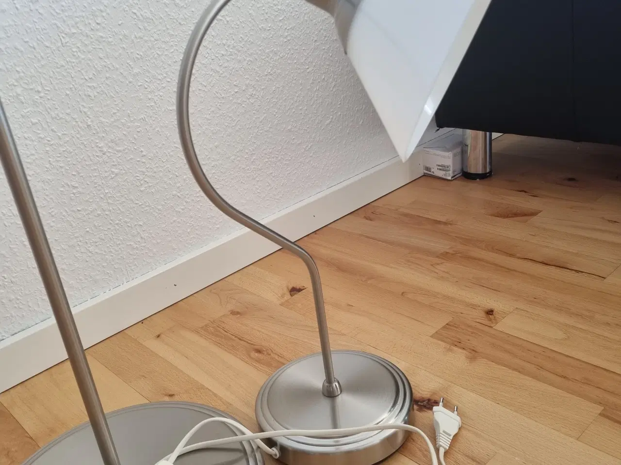 Billede 3 - Gulvlampe og bordlampe 