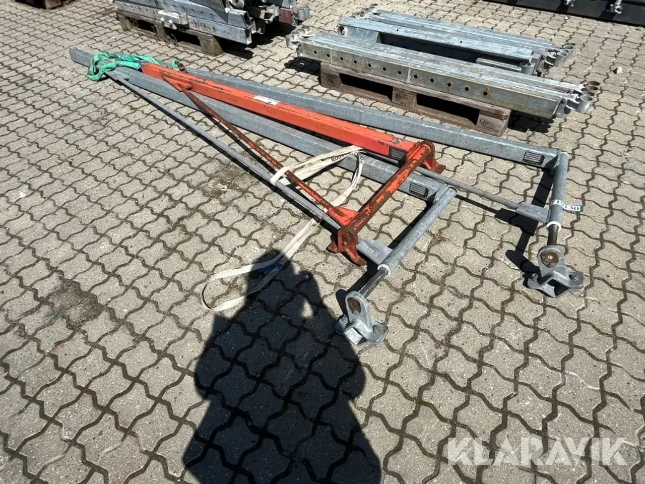 Billede 2 - Svingkraner til platform 300kg - 3 styk