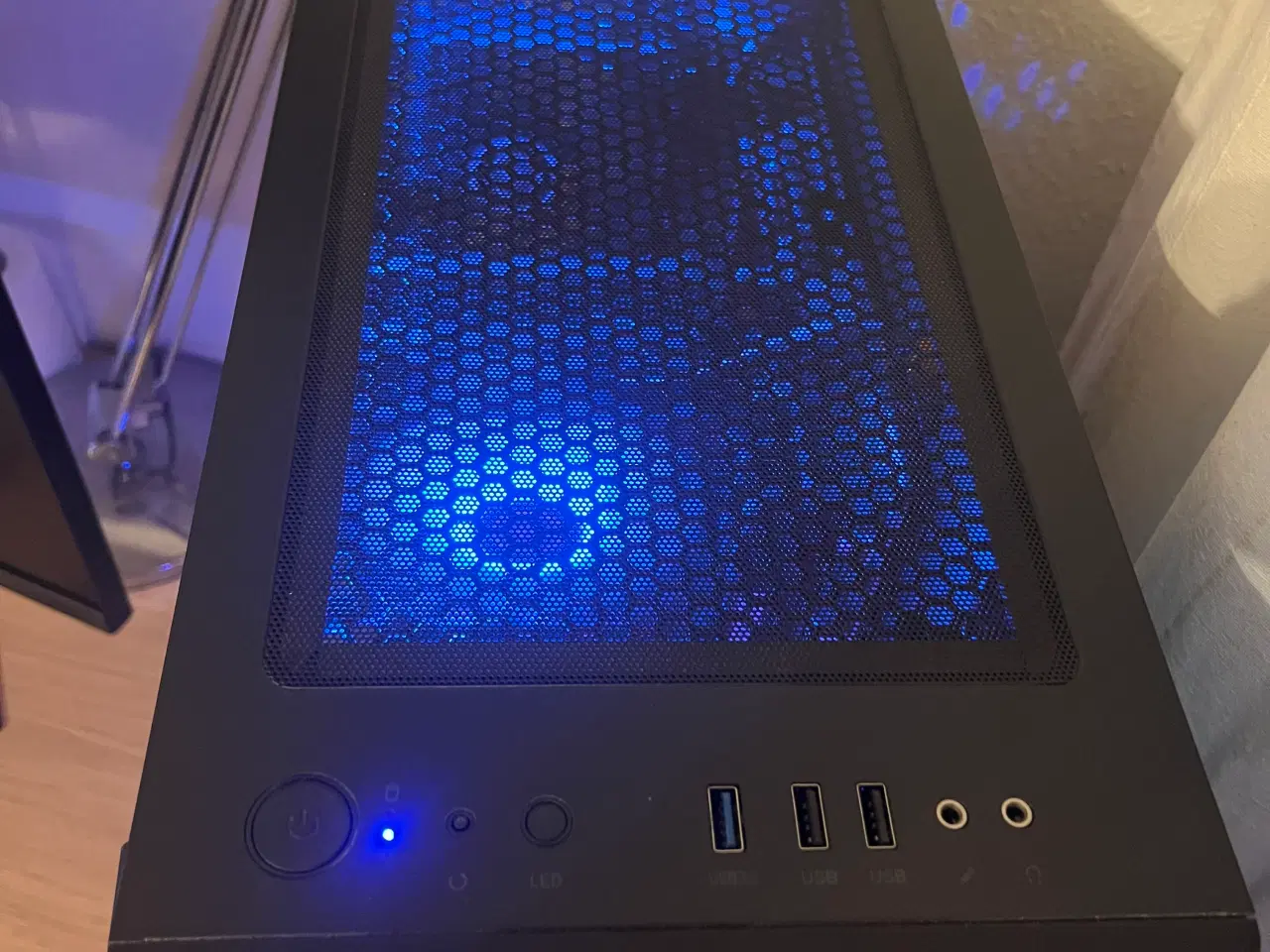 Billede 2 - Gamer pc fra pcspecialist