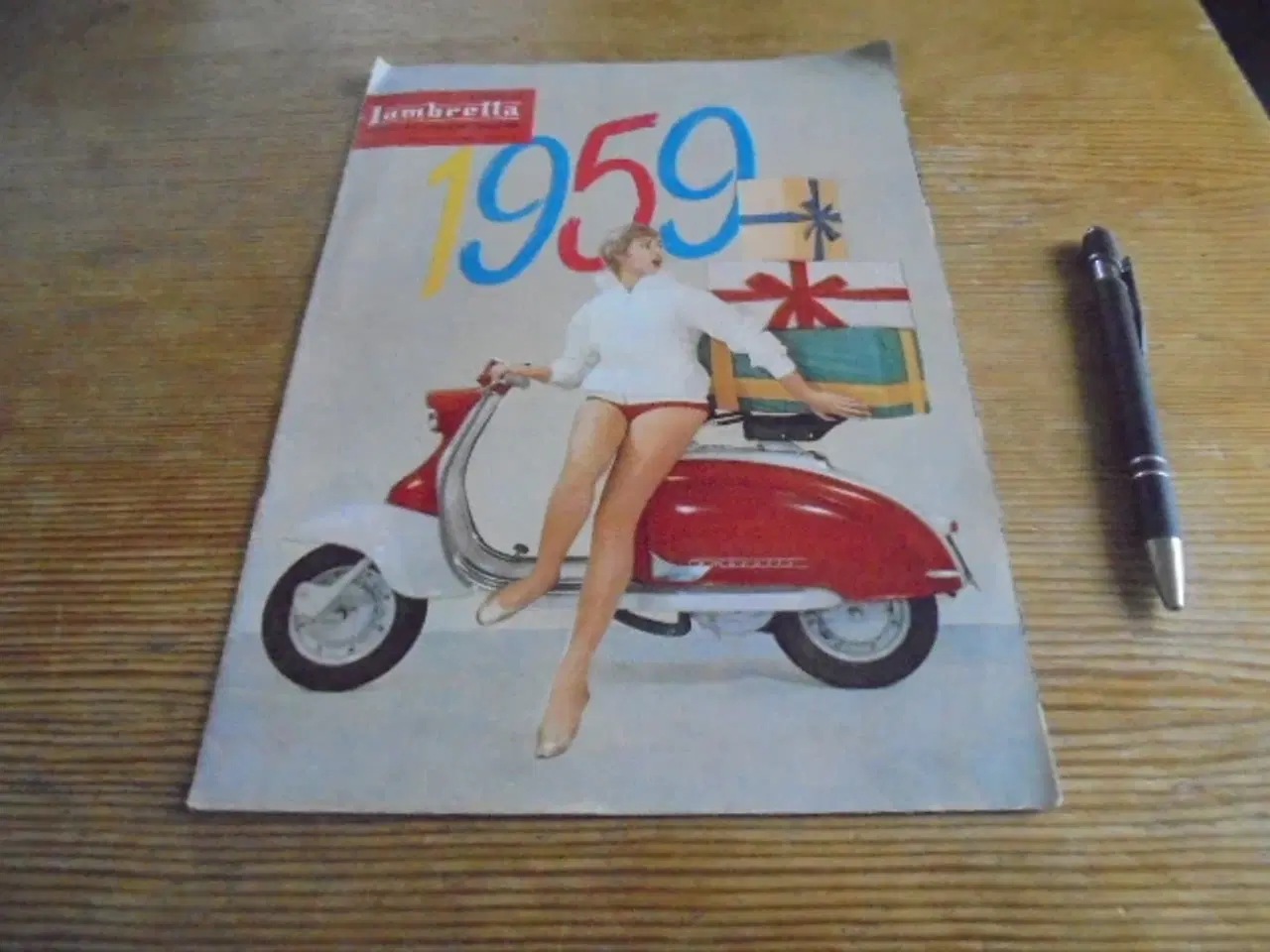 Billede 1 - Lambrettas præsentationsmagasin fra 1959– se fotos