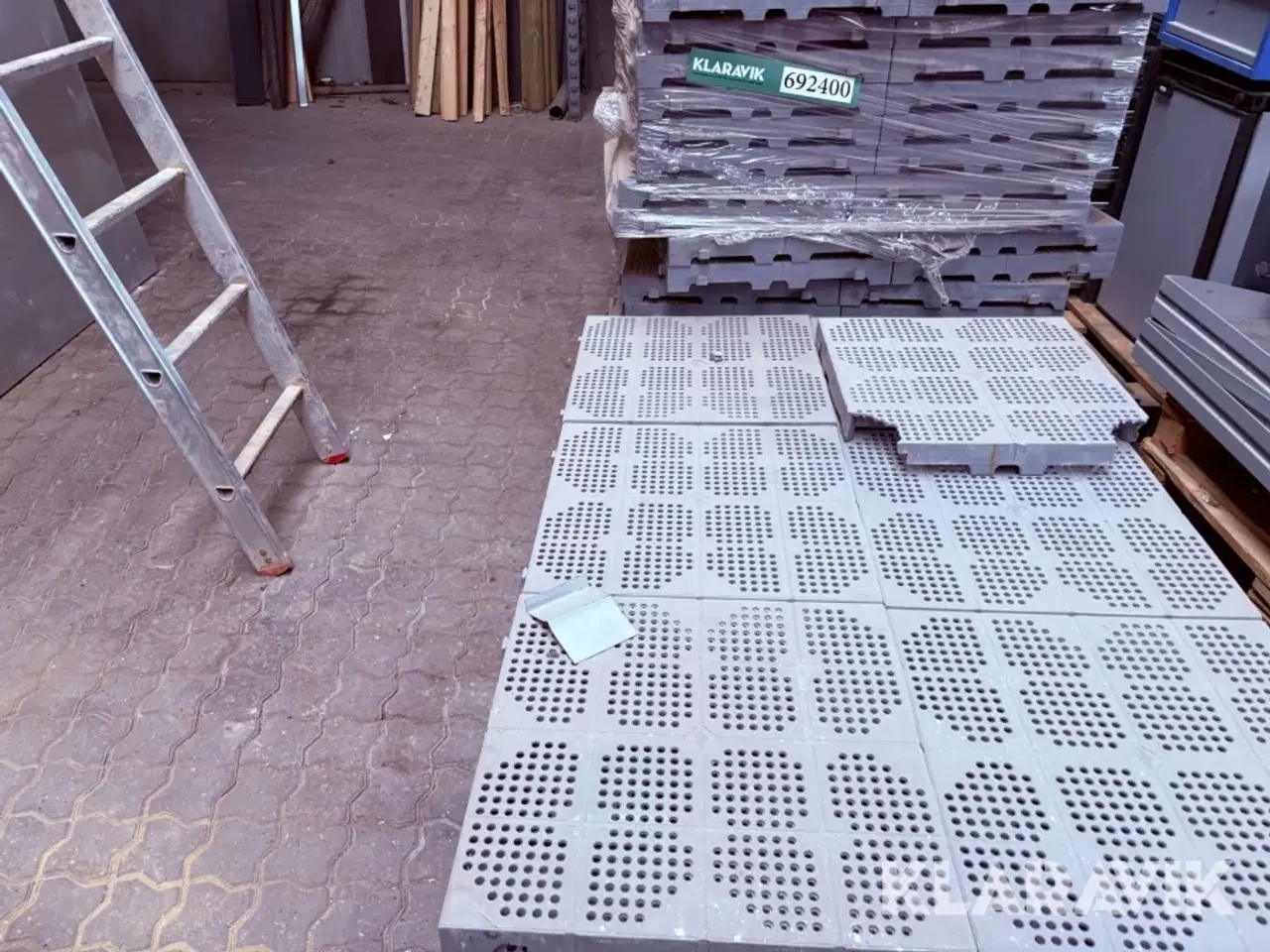 Billede 3 - Plast gulv Thermoplast 190 styk a 40x40cm