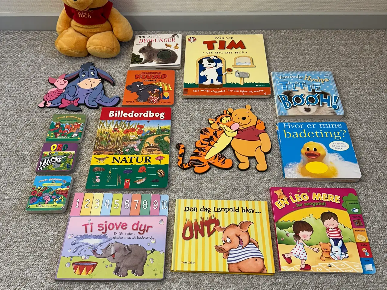 Billede 1 - Blandet sæt med børnebøger og Peter plys bamse