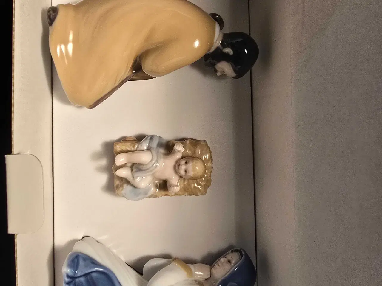 Billede 1 - Royal Copenhagen Krybbespil 3 dele