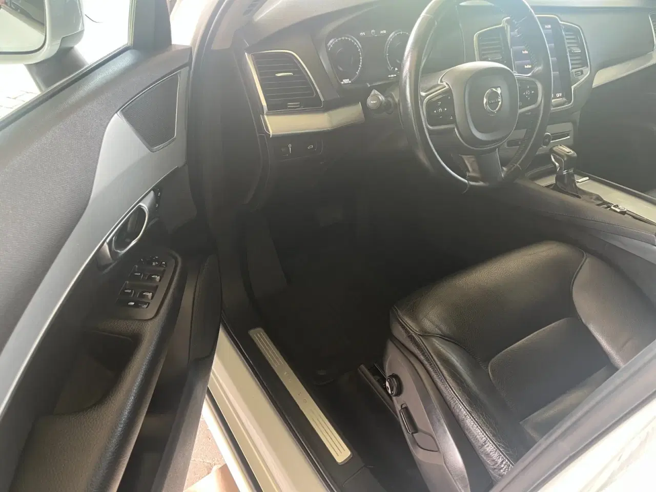 Billede 9 - Volvo XC90 2,0 D4 190 Momentum aut. 7prs