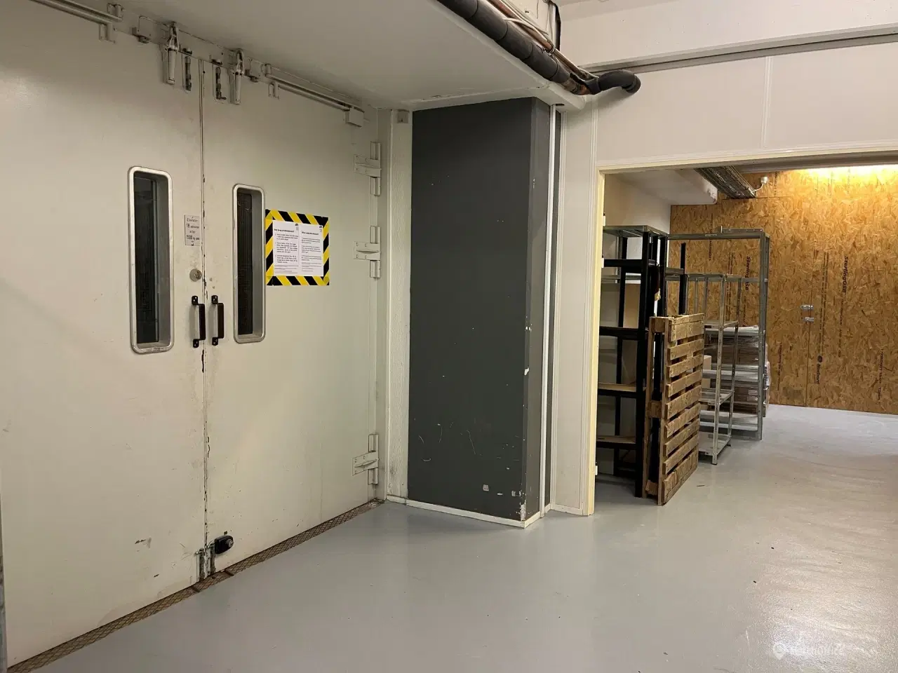 Billede 2 - Højloftet lager på 1. sal med mulighed for kontor