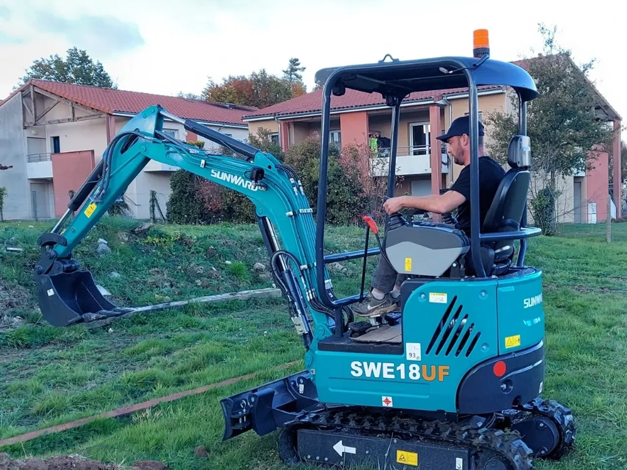 Billede 1 - Sunward minigraver SWE 18UF