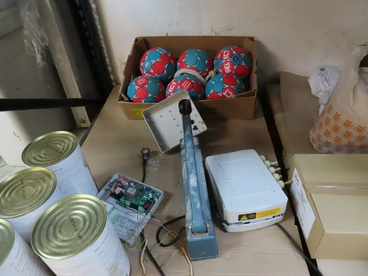 Billede 22 - Pallereol med indhold