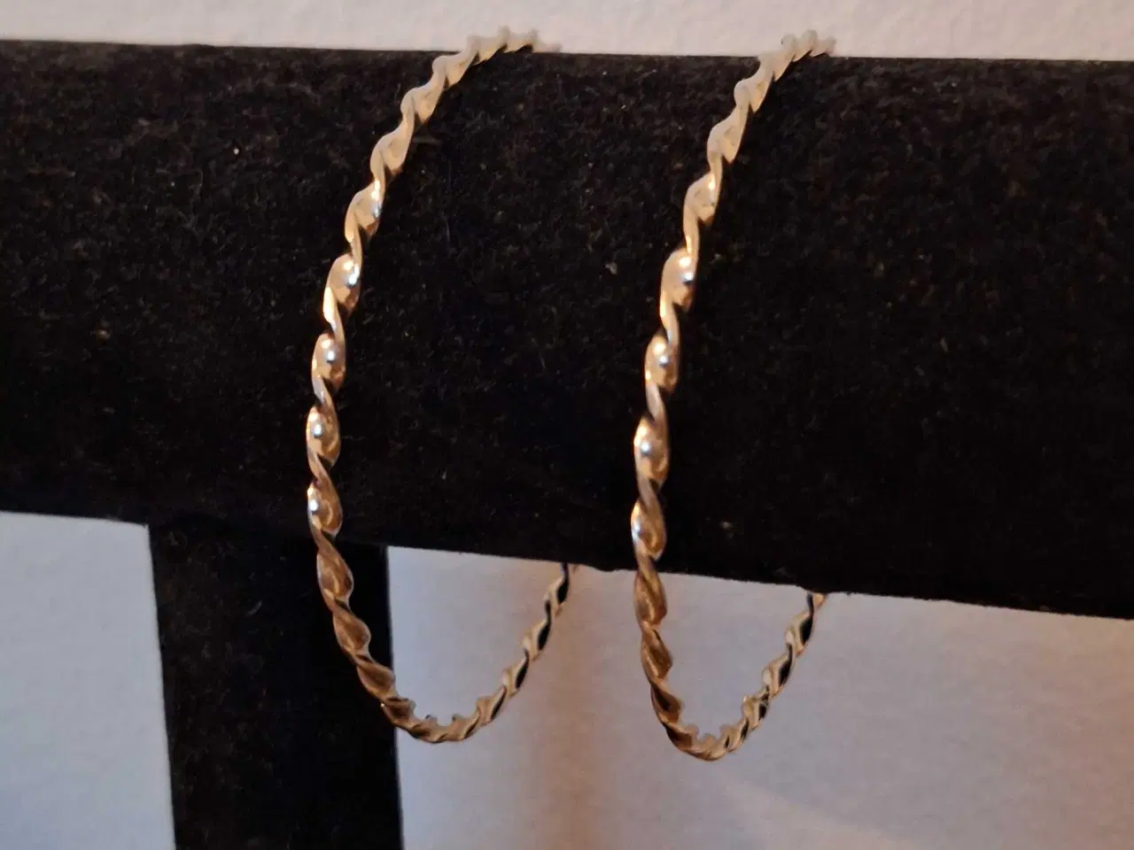 Billede 3 - Snoede armbånd 