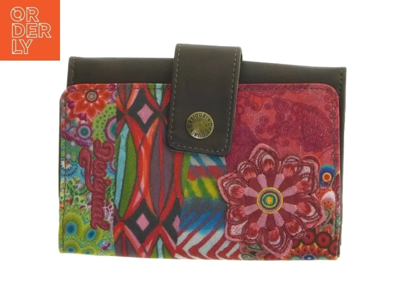 Billede 8 - Desigual håndtaske og pung sæt fra Desigual (str. 26 og 15 cm)