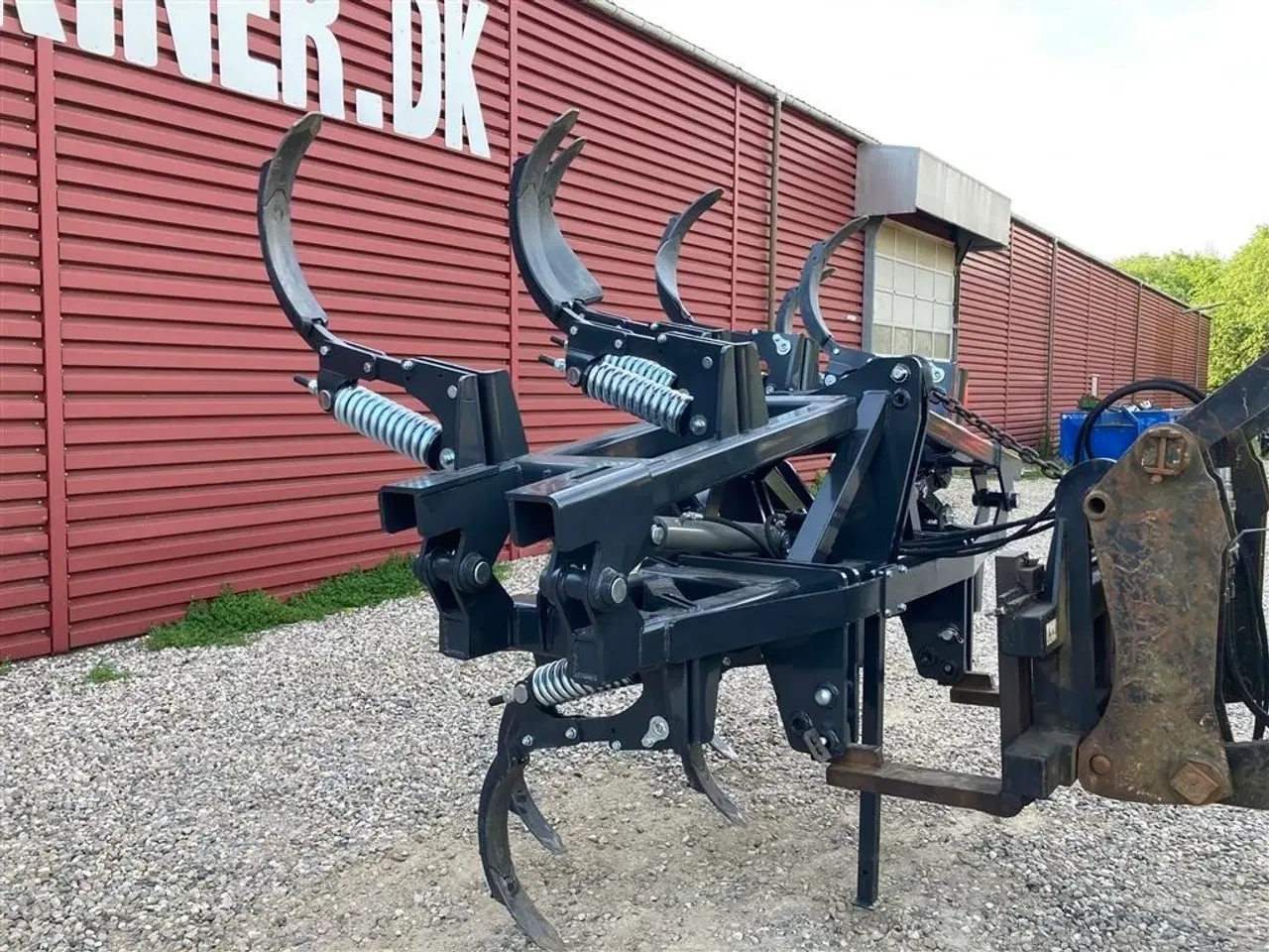 Billede 7 - - - - J-Maskiner dybdeharveforsats 6 m.