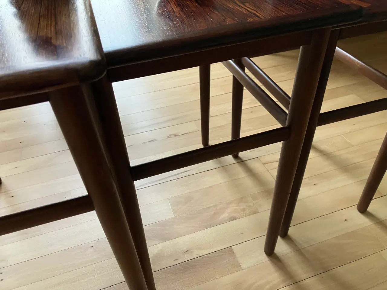 Billede 5 - 3 indskudsborde i teaktræ i flot kvalitet