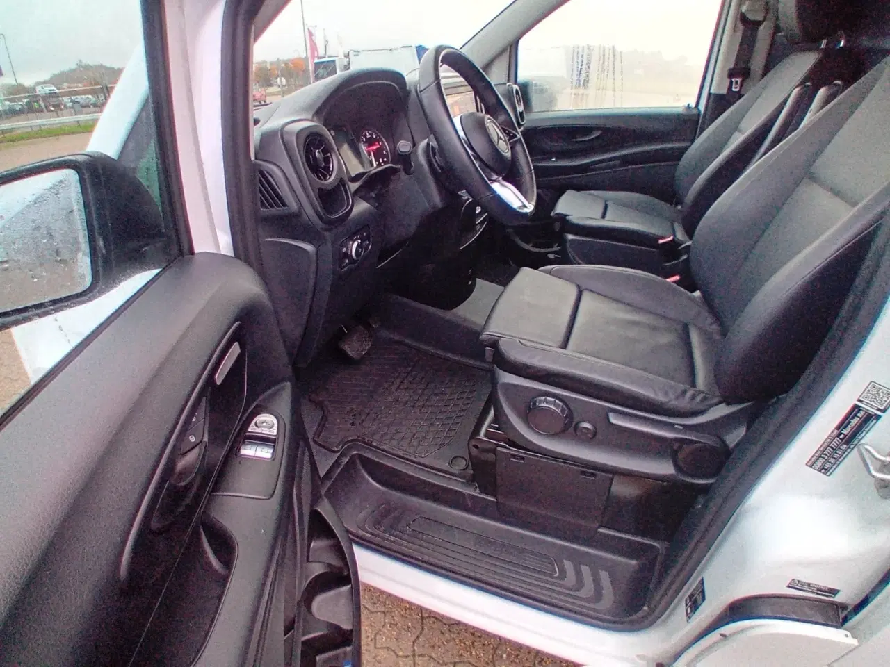 Billede 6 - Mercedes Vito 114 2,0 CDi A2 Kassevogn PRO RWD