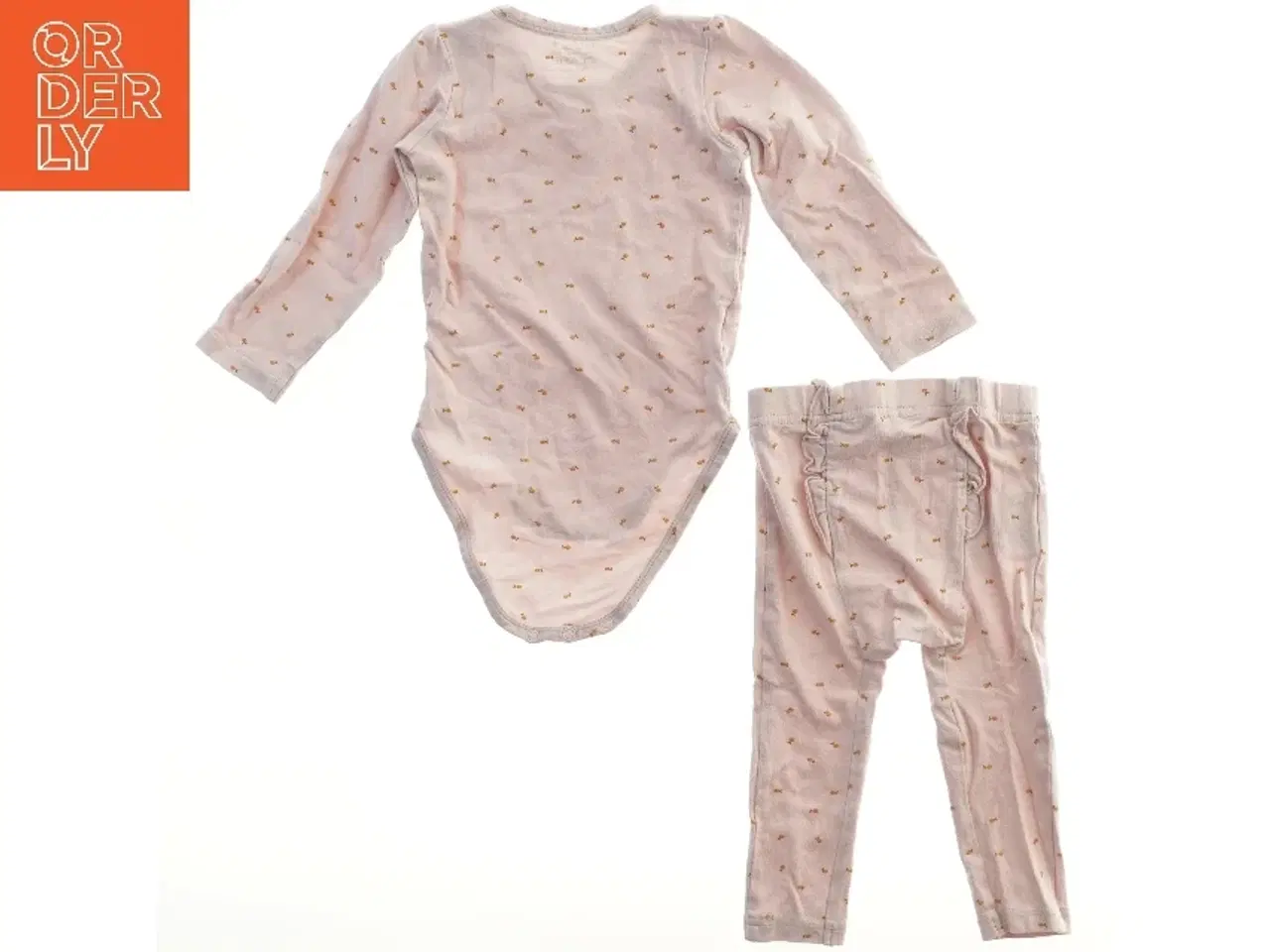 Billede 1 - Bodystocking og bukser sæt fra Hust & Claire (str. 74)