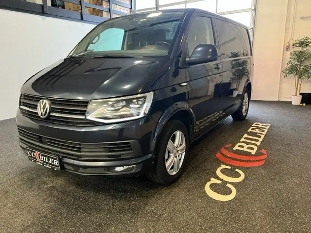 Billede 1 - VW Transporter 2,0 TDi 204 Kassevogn DSG kort