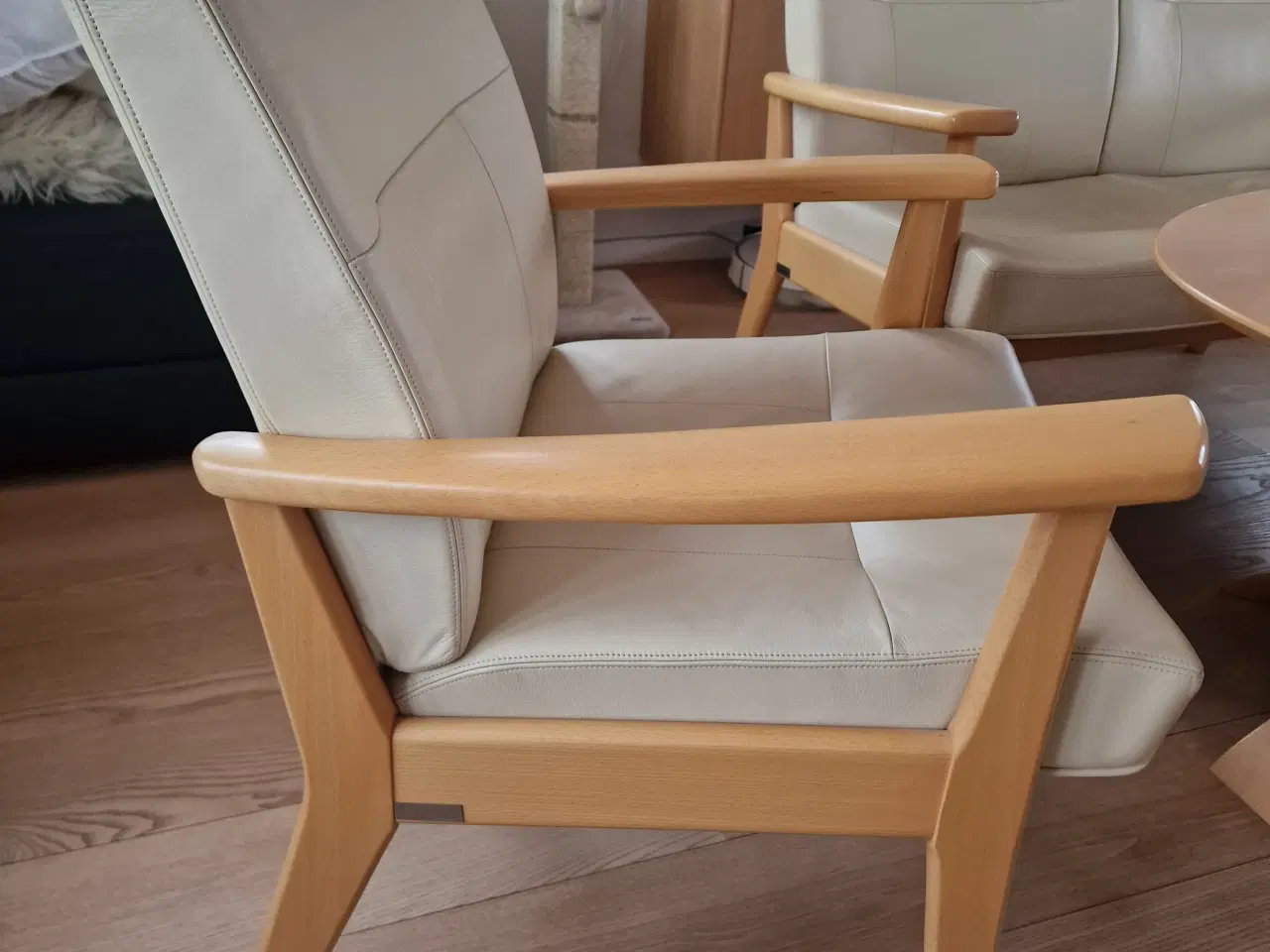Billede 4 - Farstrup 2 pers sofa, 2 lænestole, 1 hvilestol