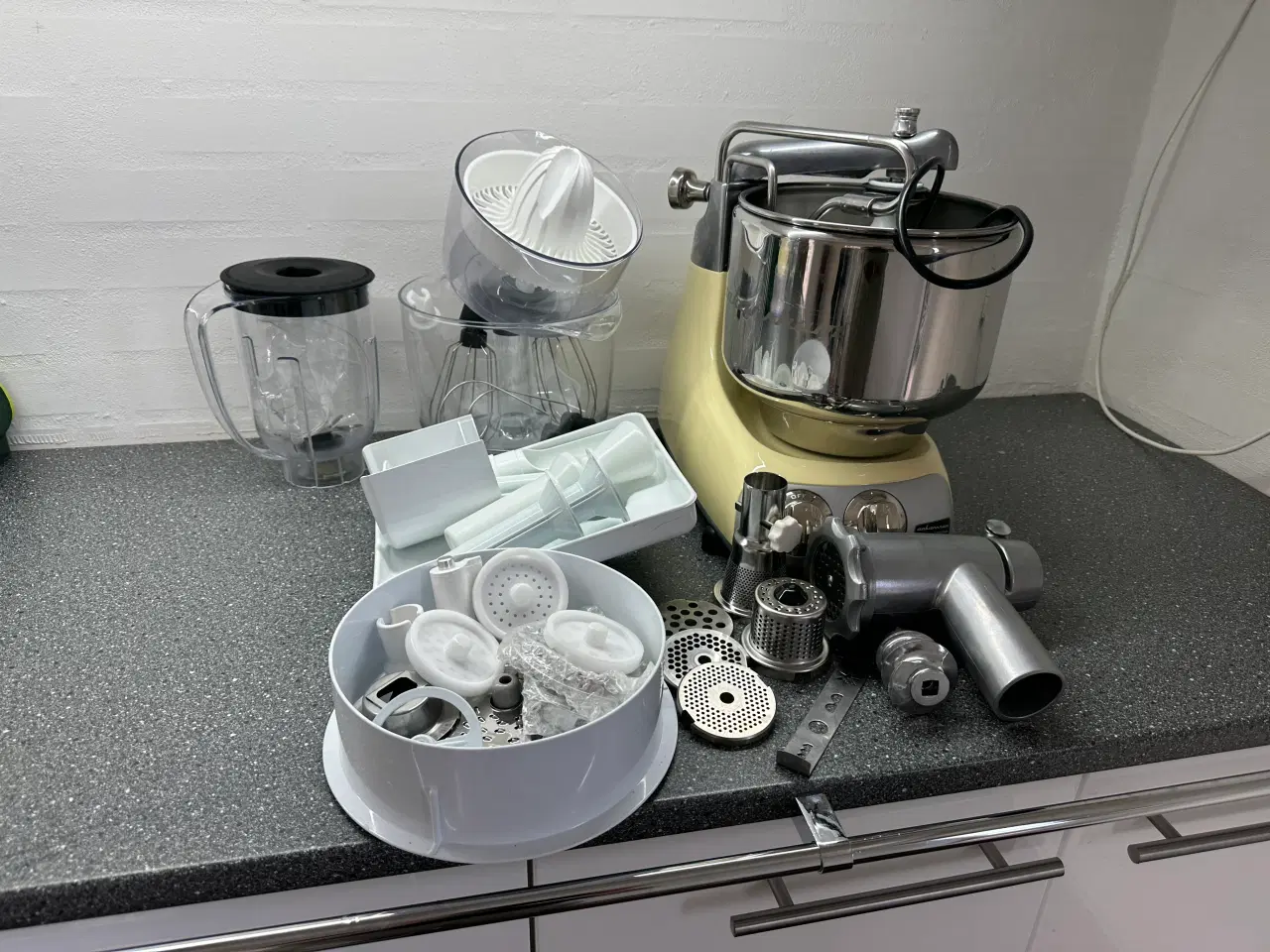 Billede 2 - Køkkenmaskine. ANKARSRUM Røremaskine. 220/240 V.