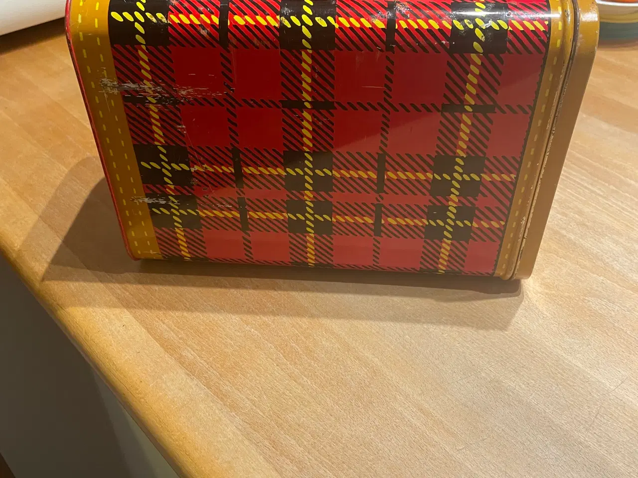 Billede 1 - Glud og Marstrand madkasse rødternet