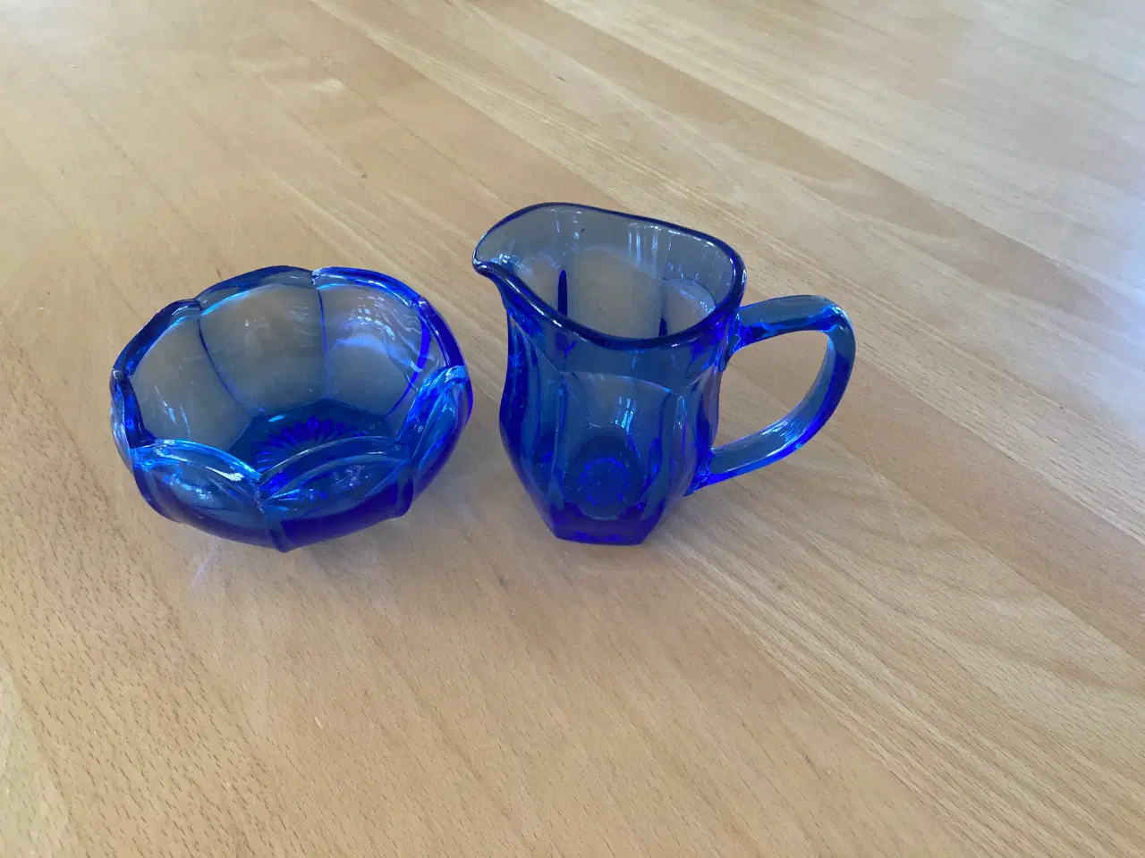 Billede 1 - Kulørt glas