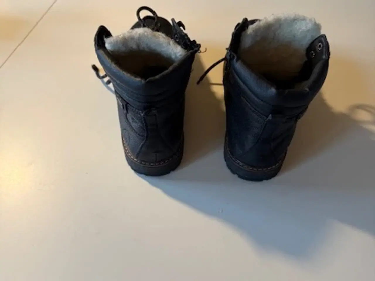 Billede 3 - Forede herrestøvler med kort skaft sælges