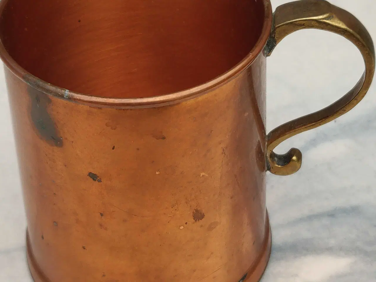 Billede 1 - Antik kobber krus i fin stand.