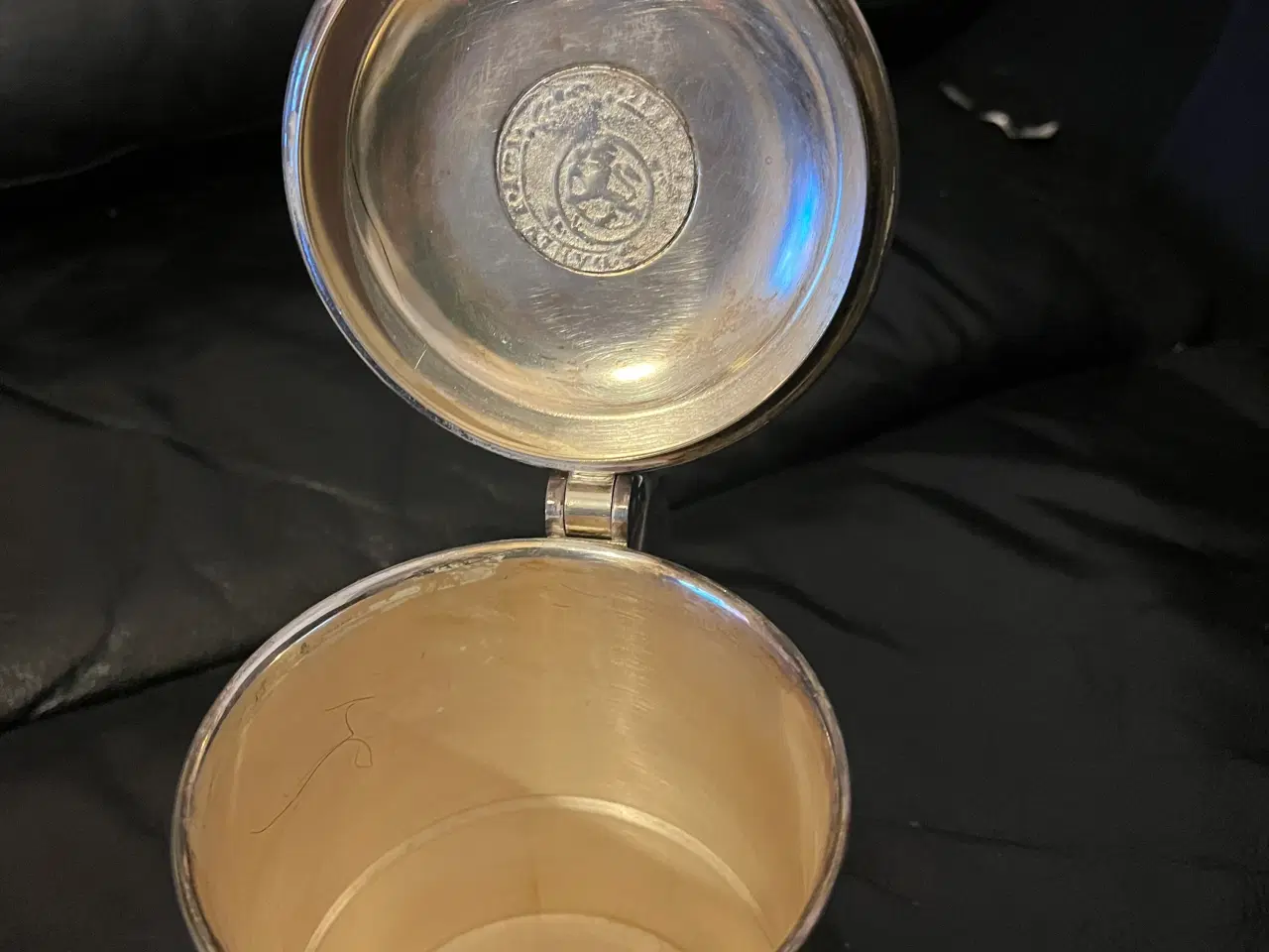 Billede 3 - Låg krus i metal