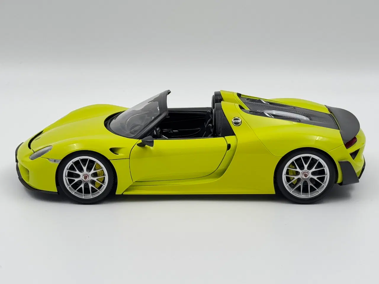 Billede 3 - 2015 Porsche 918 Spyder Weissach Package - 1:18 