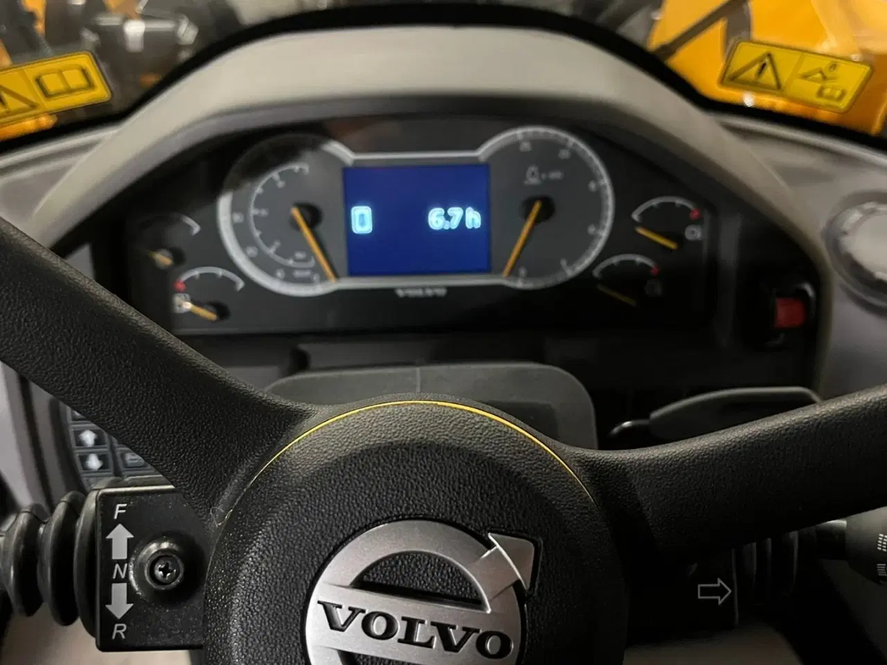 Billede 11 - Volvo L 90H  H2 fabriksny Dansk maskine med masser af udstyr, blan.Co-Pilot & med brede 650/65R25 hjul