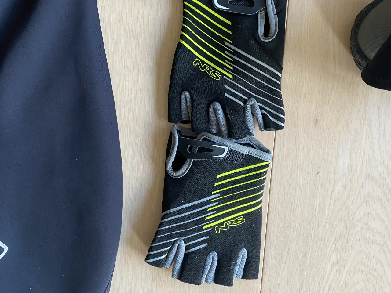 Billede 5 - Div. Kajak beklædning.