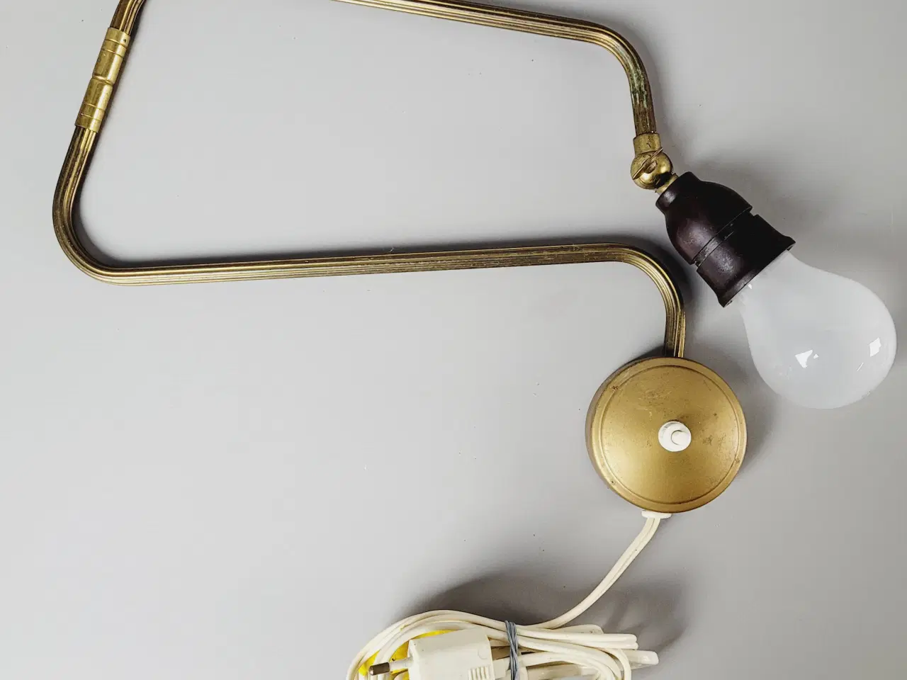 Billede 4 - ⭐️· Vintage Væglampe / Udtrækslampe af E.S. Horn -