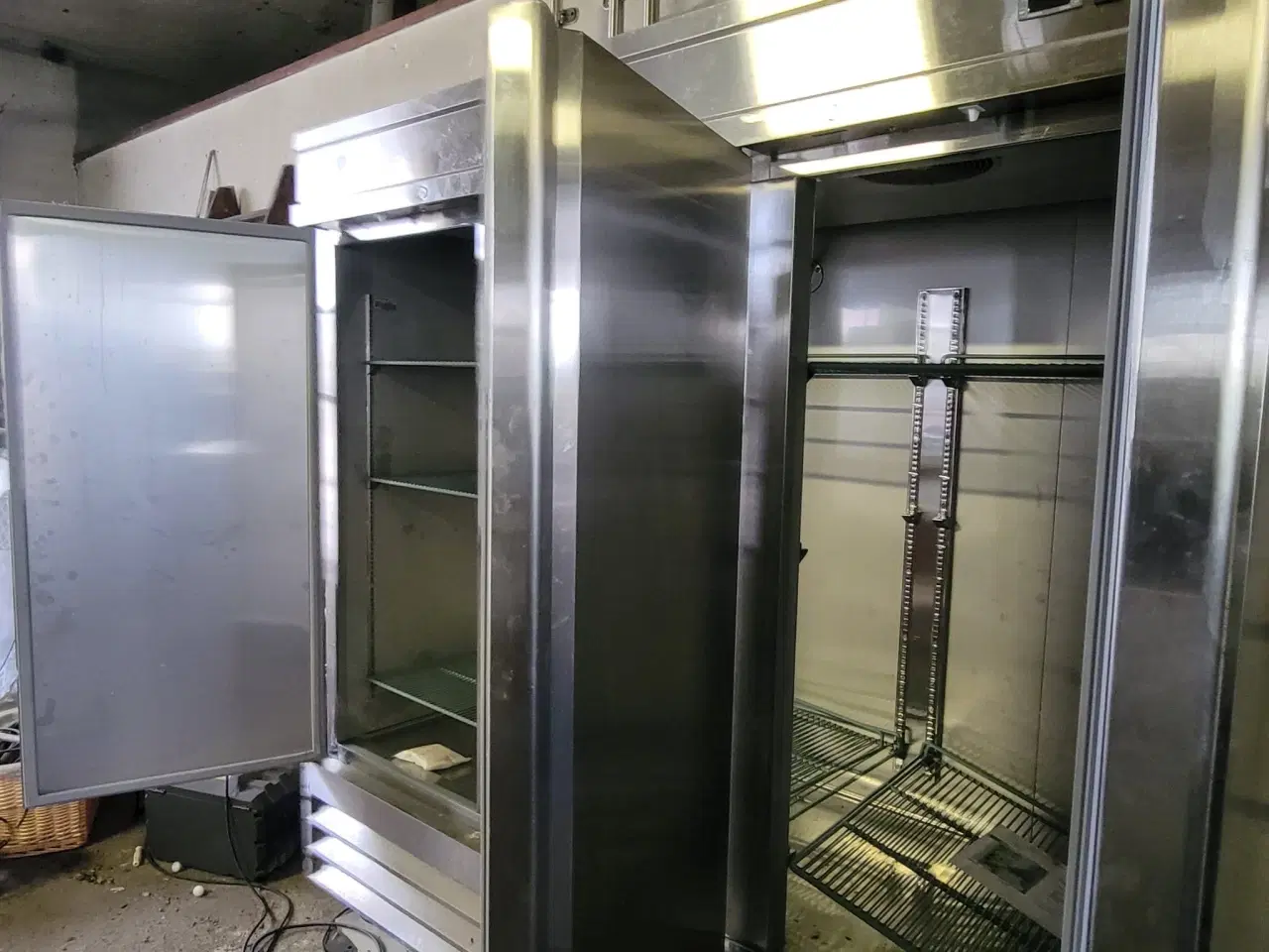 Billede 4 - Fryseskab, 2040 liter, med tre låge