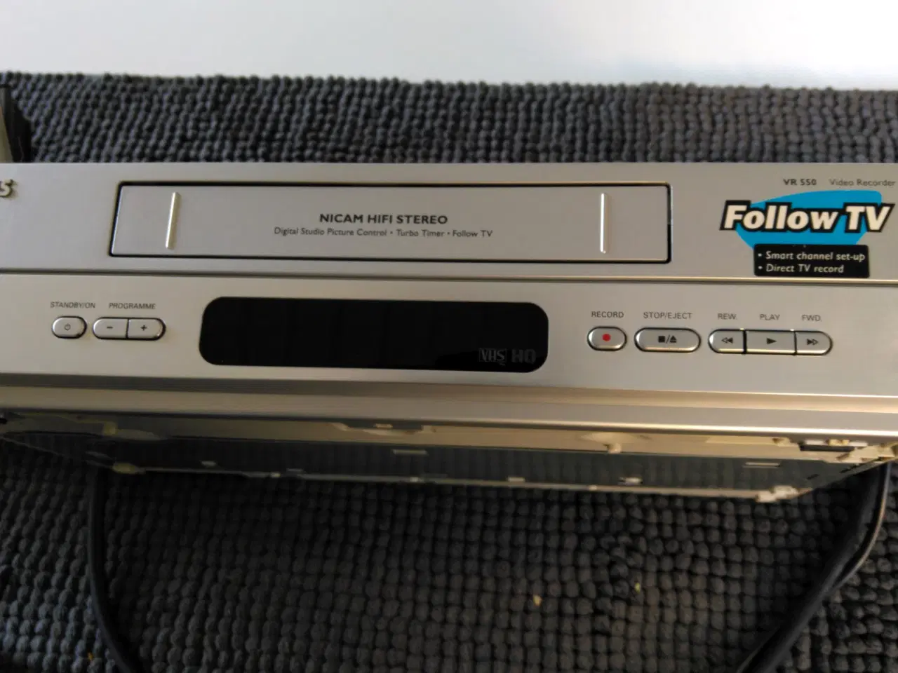 Billede 2 - VHS- afspiller Philips inkl. 24 VHS-bånd.