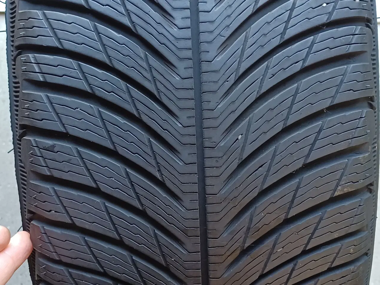 Billede 7 - Vinter dæk Michelin 235/45R18 98V Alpin-5.